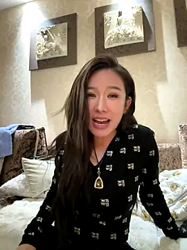 Manson13333 online show from October 22, 6:40 pm