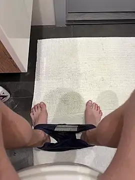 Snapshot of myPriority01 chatting on October 11, 10:03 am myPriority01 online show from October 11, 10:03 am