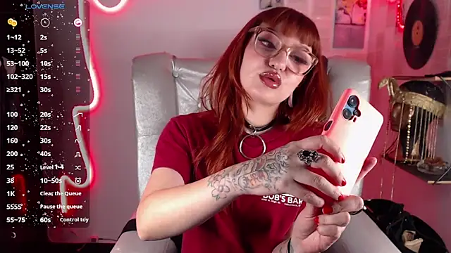 Snapshot of FabulousVenus chatting on September 14, 4:06 pm FabulousVenus online show from September 14, 4:06 pm