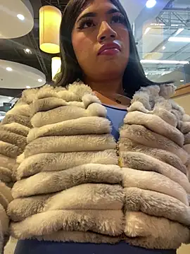 LiaSaenz27 online show from September 26, 3:05 pm