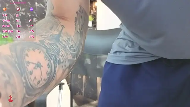 Alexander ferre online show from April 2, 1:20 pm