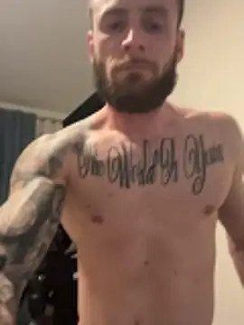 Wyrolowanyyy online show from December 19, 8:27 pm