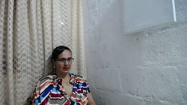 gabbyparker  online show from October 8, 8:12 am
