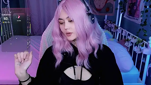 GothXRaven online show from January 14, 3:28 pm