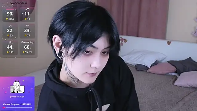 GothXRaven online show from February 19, 4:36 pm