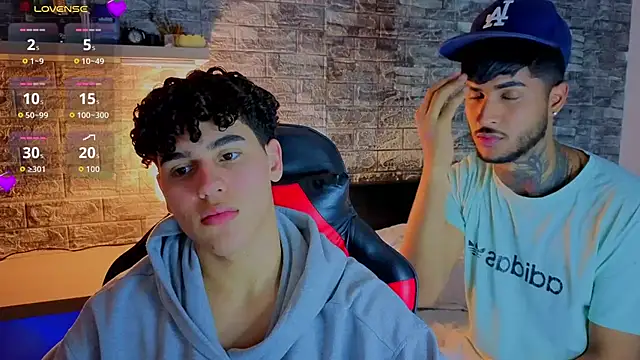 Theimperialboys  online show from April 1, 2:45 am