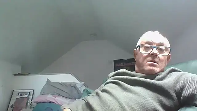 Snapshot of naughtygrandad1 chatting on June 9, 11:55 am naughtygrandad1 online show from June 9, 11:55 am