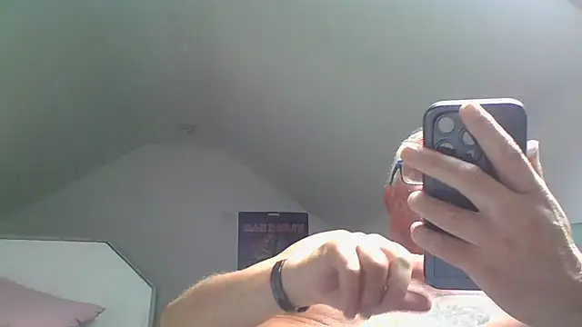 Snapshot of naughtygrandad1 chatting on July 12, 3:25 pm naughtygrandad1 online show from July 12, 3:25 pm