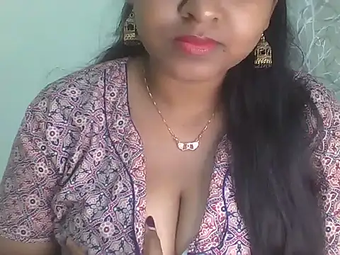 its me Rashmi online show from February 1, 5:55 pm