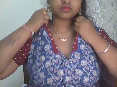 its me Rashmi online show from February 22, 10:30 pm