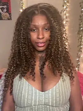 MistiSavannah online show from February 15, 1:52 pm