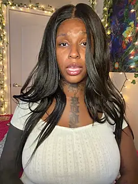 MistiSavannah online show from July 23, 12:24 am