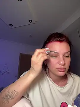 Snapshot of OliviaaFischer chatting on February 2, 11:20 am OliviaaFischer online show from February 2, 11:20 am