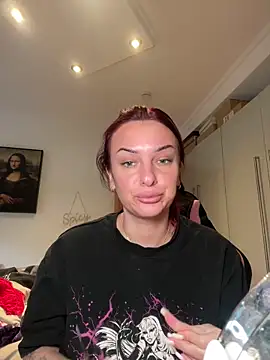 Snapshot of OliviaaFischer chatting on February 15, 1:52 pm OliviaaFischer online show from February 15, 1:52 pm