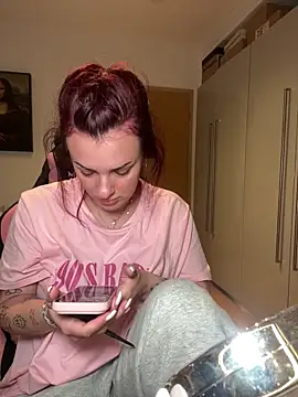 Snapshot of OliviaaFischer chatting on February 16, 2:13 pm OliviaaFischer online show from February 16, 2:13 pm