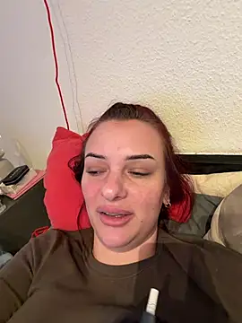 Snapshot of OliviaaFischer chatting on March 1, 10:06 am OliviaaFischer online show from March 1, 10:06 am