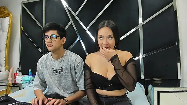 Snapshot of Noa_Arez chatting on February 7, 5:55 am Noa Arez online show from February 7, 5:55 am