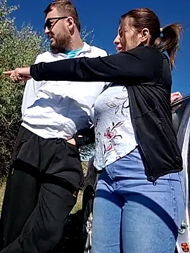 Snapshot of AlexAlice12 chatting on October 19, 11:11 am AlexAlice12 online show from October 19, 11:11 am