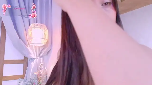 Snapshot of RenataLeclair chatting on May 15, 4:25 pm RenataLeclair online show from May 15, 4:25 pm