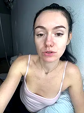 karrr  aaa online show from December 14, 10:14 pm