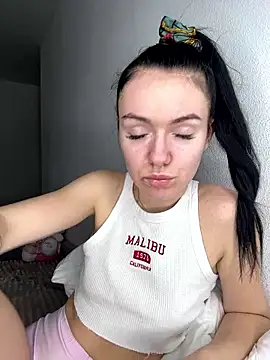 karrr  aaa online show from January 12, 9:09 pm