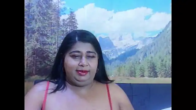 indianhoney694u online show from February 24, 5:49 am