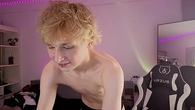 Your avatar online show from September 29, 7:08 pm