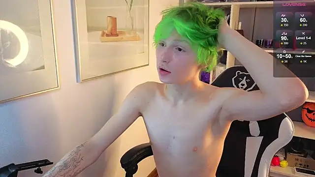 Your avatar online show from November 20, 1:28 am