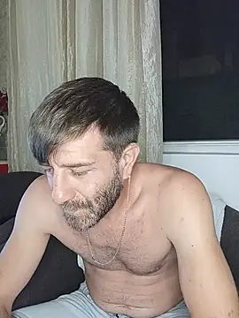 Snapshot of Alexdaniel89 chatting on July 2, 9:10 pm Alexdaniel89 online show from July 2, 9:10 pm