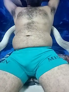 Snapshot of Rangabilla1947 chatting on February 19, 6:59 pm Rangabilla1947 online show from February 19, 6:59 pm