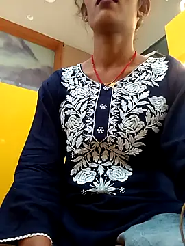 Snapshot of priyastrip314 chatting on October 8, 8:34 am priyastrip314 online show from October 8, 8:34 am