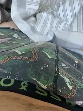 biversboy online show from April 29, 5:22 am