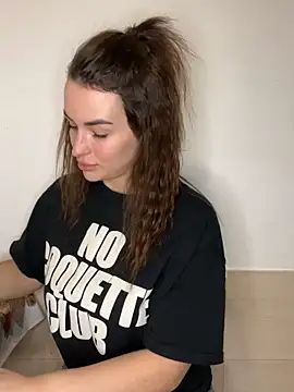 MandiBrooks online show from February 11, 5:07 pm