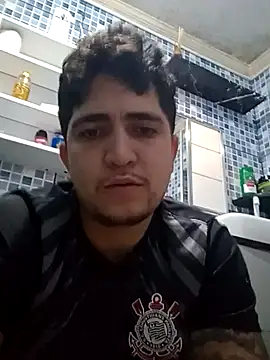 Snapshot of Picademel2525 chatting on May 13, 5:43 pm Picademel2525 online show from May 13, 5:43 pm