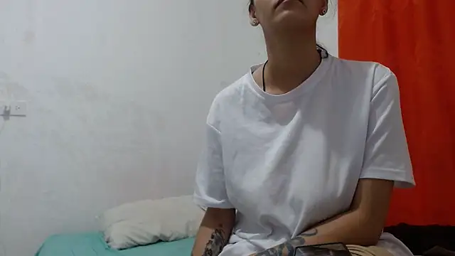 Crystal Star  online show from February 3, 2:33 pm