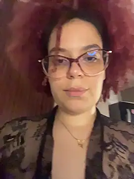 Enyagleam  online show from March 28, 1:27 am