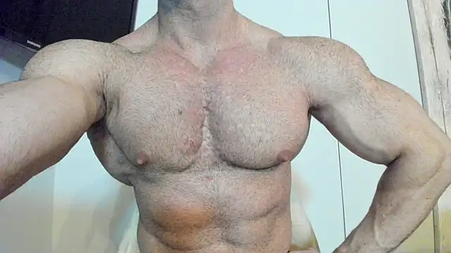Snapshot of bretman_narcissus chatting on April 23, 2:30 pm bretman narcissus online show from April 23, 2:30 pm