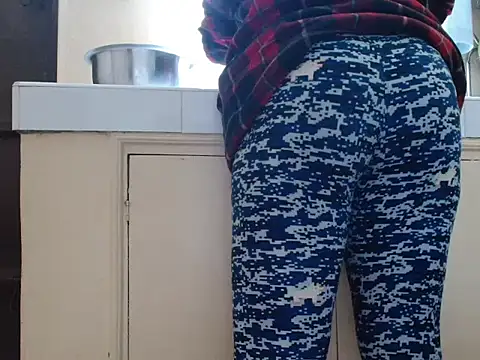 Snapshot of Alexxa_ebony chatting on June 17, 9:01 am Alexxa ebony online show from June 17, 9:01 am
