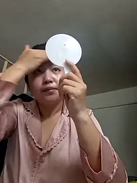 Minn-cute online show from March 26, 1:33 am