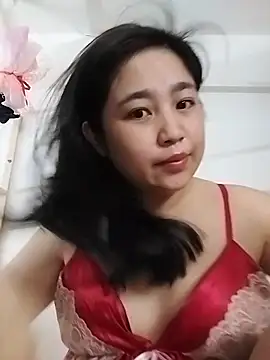Snapshot of Minn-cute chatting on May 21, 3:24 am Minn-cute online show from May 21, 3:24 am