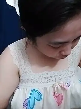 Snapshot of Minn-cute chatting on May 28, 1:25 am Minn-cute online show from May 28, 1:25 am