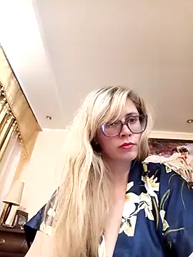 Crystal00Girl online show from October 23, 7:56 pm