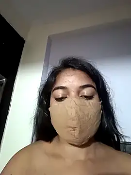 Little toy girl online show from October 8, 12:36 pm