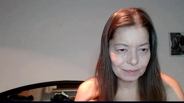 SexySarah177 online show from December 11, 9:12 pm