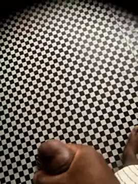 Snapshot of LerlohB chatting on March 12, 12:11 pm LerlohB online show from March 12, 12:11 pm