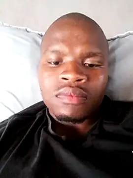 Snapshot of LerlohB chatting on March 13, 10:33 am LerlohB online show from March 13, 10:33 am