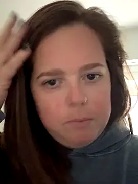 Snapshot of hornykitty1210 chatting on October 30, 4:19 pm hornykitty1210 online show from October 30, 4:19 pm