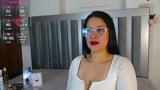 Alana steel 1 online show from April 4, 12:02 pm