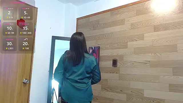 Alana steel 1 online show from April 15, 5:09 pm