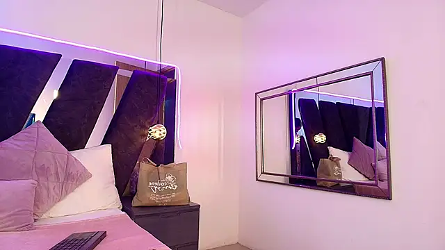 alehia cute online show from March 11, 10:27 pm